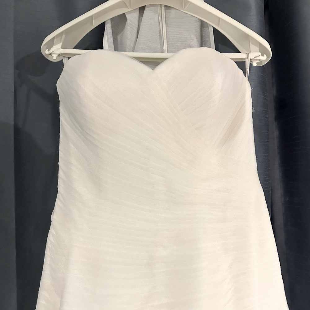 NEW-Pronovias wedding dress- “Mildred” size 8 - Picture 10 of 12